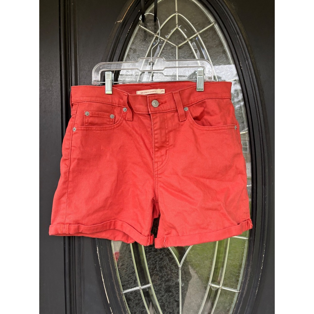 Levis Mid Length Denim Shorts Womens 29 Coral Red Cuffed 5 Pocket Classic Summer